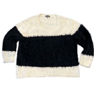 Vince Camuto Medium Fuzzy Black and White Scoop Neck Sweater